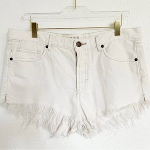 We the Free Jean Shorts White Button Fly Cutoff raw hem High Waist sz 29